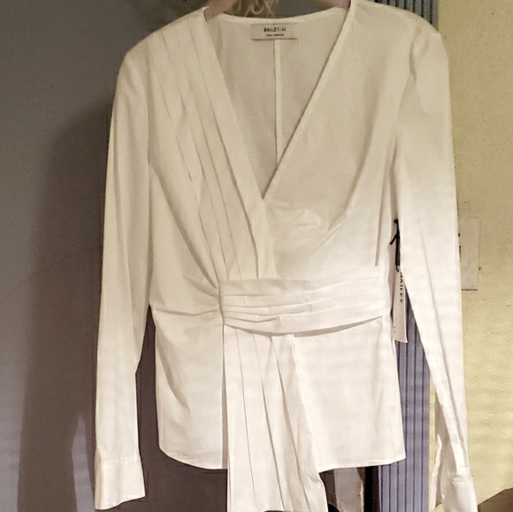 💥SOLD 🎉HP Bailey 44 Take the Plunge Top 💥SALE💥 - Picture 3 of 8